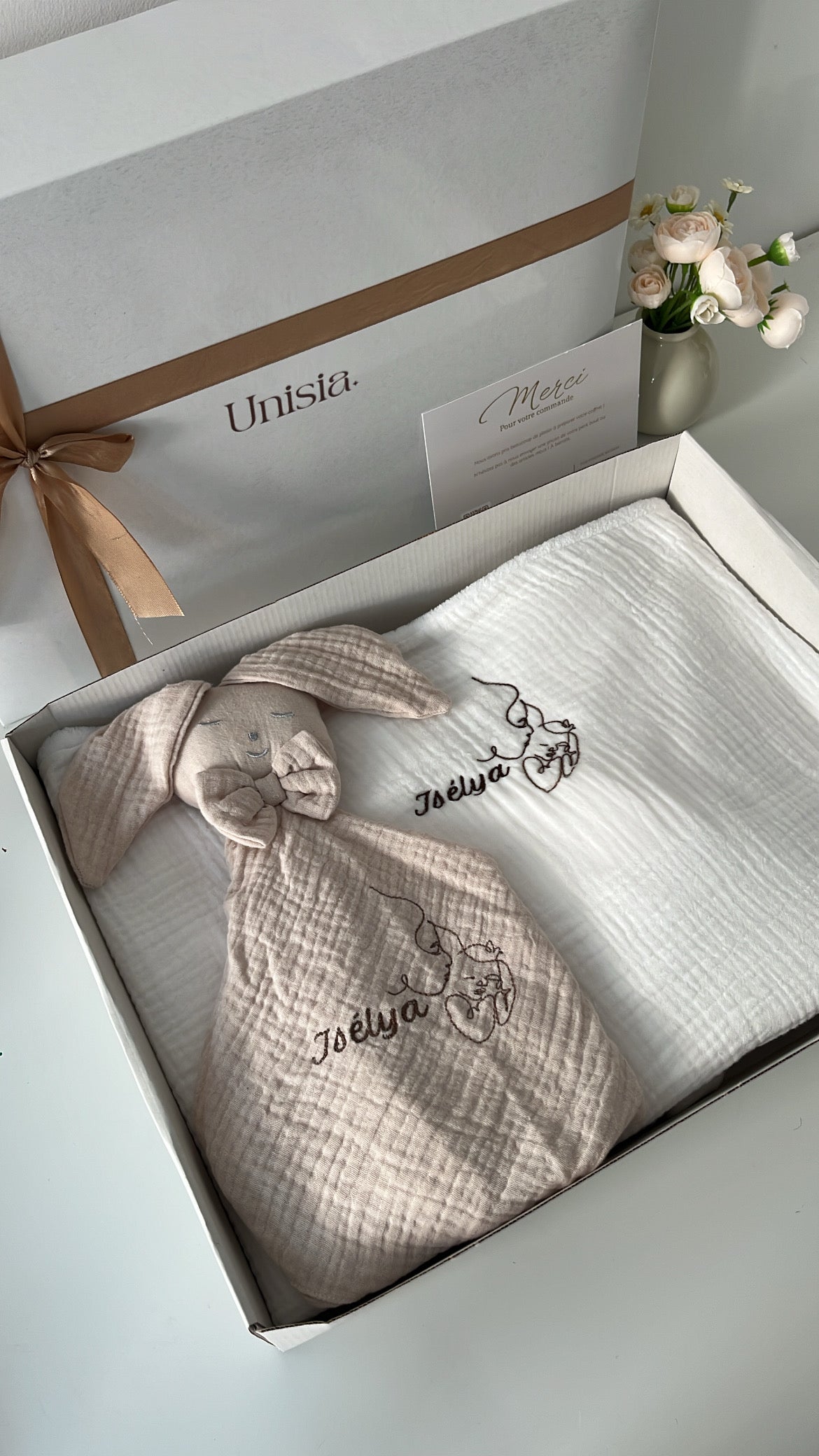 Plaide chaud blanc+ doudou