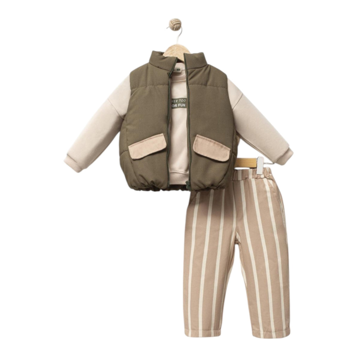 Doudoune sans manches+pull+pantalon