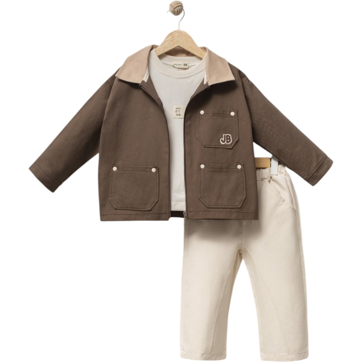 Veste + pull + pantalon